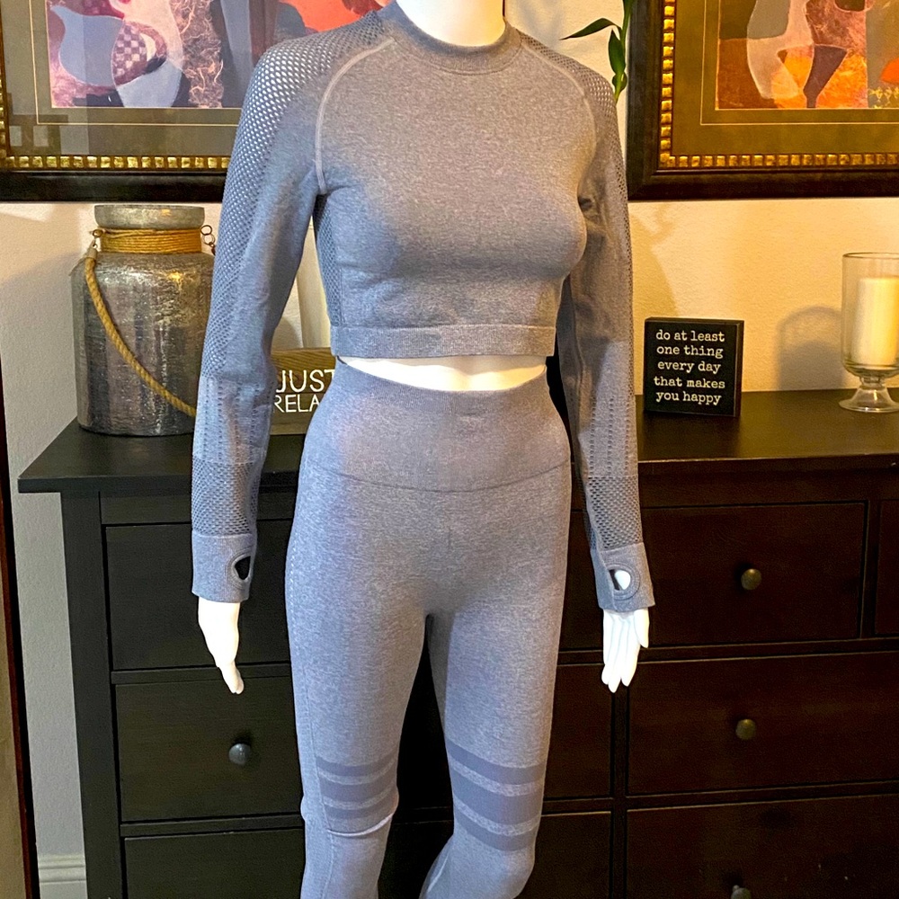 Seamless Activewear Yoga Leggings Set